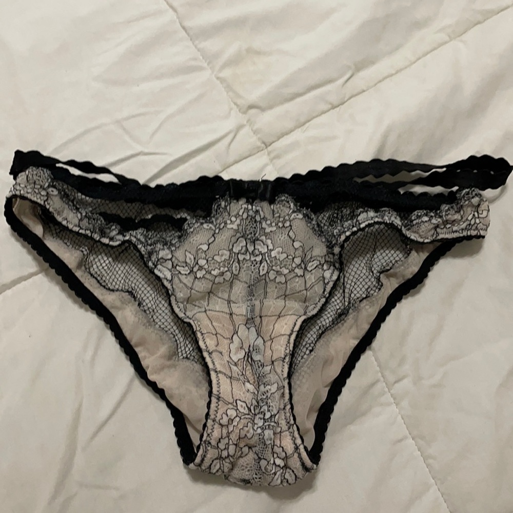 VS Cheekini/Bikini Panty